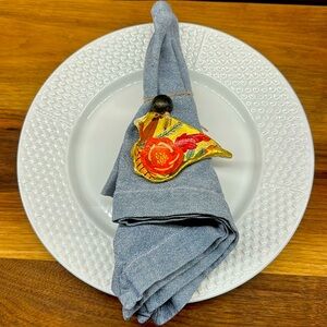 SET of 4 COASTAL oyster SEASHELL ORNAMENTS Napkin Rings yellow floral gold